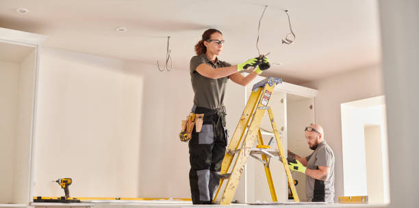 Best Emergency Electrical Repair  in Madison, SD